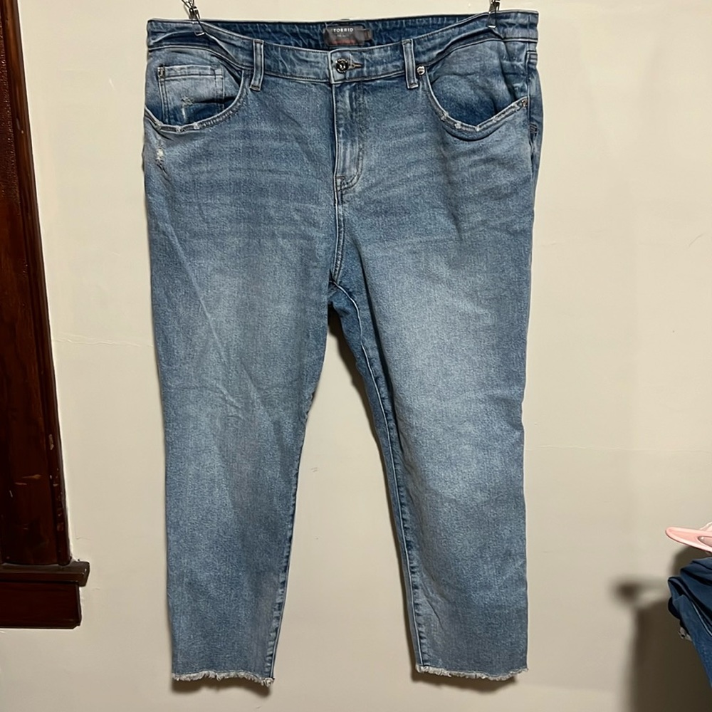 Torrid high rise straight jeans